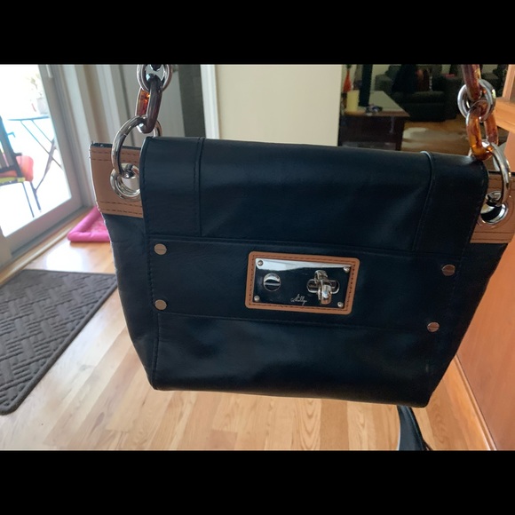 Milly - Picture 5 of 5